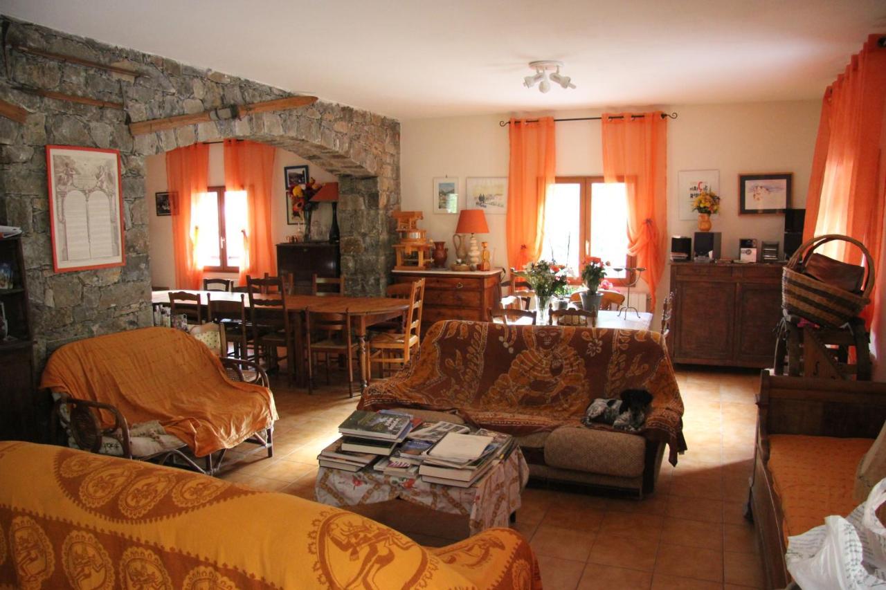 Chambre d'Hôte Chez Antoinette et Charles Santo-Pietro-di-Venaco Exterior foto